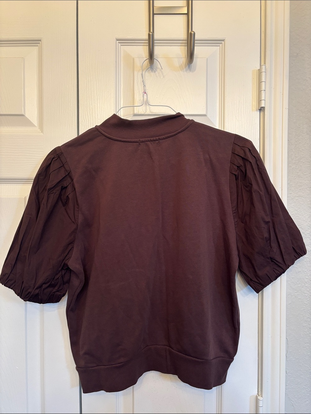 Evereve Puff-Sleeve Zip Bomber Jacket in brown - Picture 4 of 4